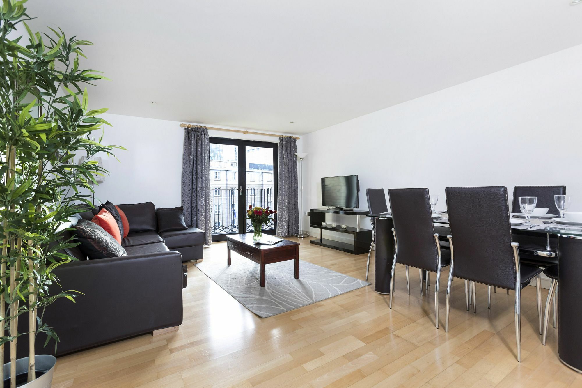 Club Living - Regents Park & Euston Apartments London Exterior photo