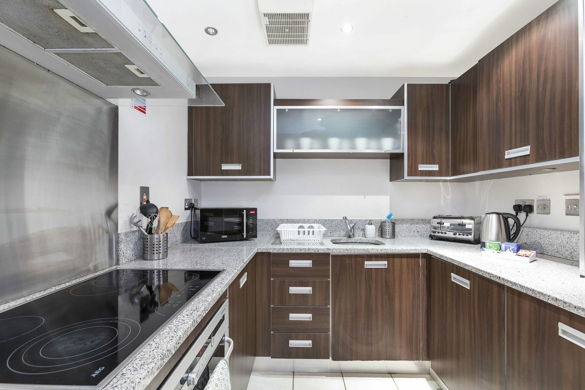 Club Living - Regents Park & Euston Apartments London Exterior photo