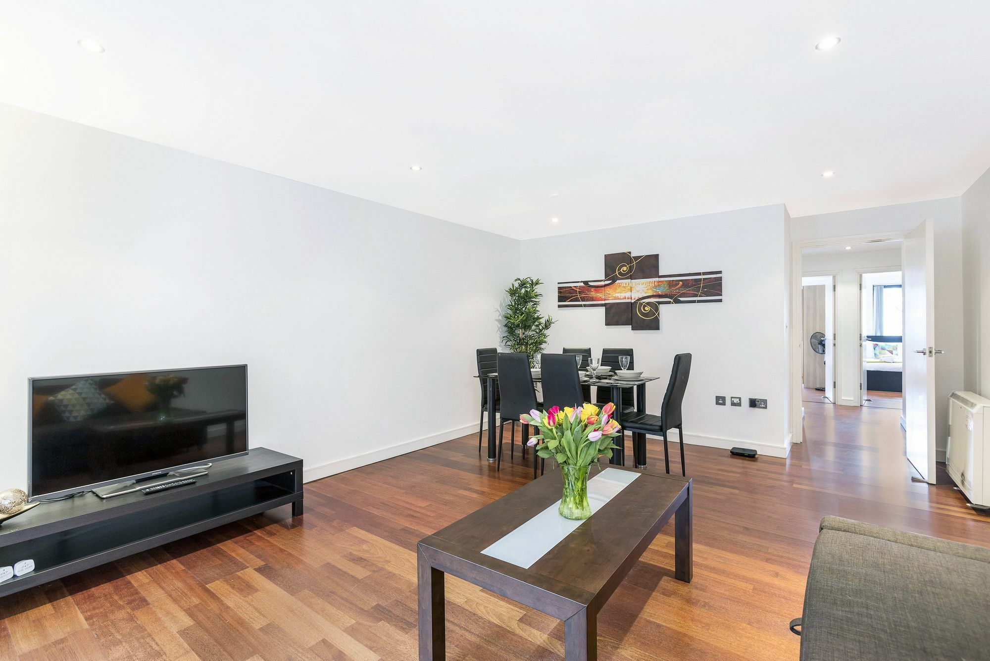 Club Living - Regents Park & Euston Apartments London Exterior photo
